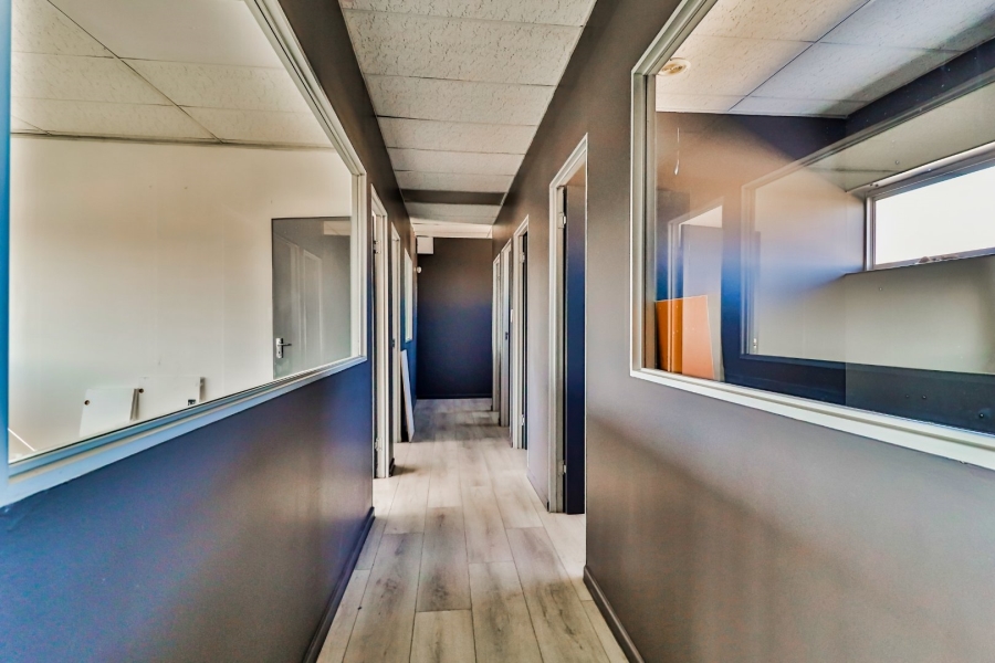 To Let Commercial Property for Rent in Montague Gardens Western Cape